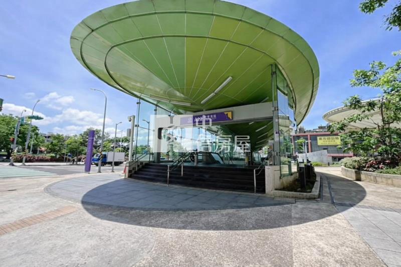 近中壢車站.A22捷運.國泰世華電梯套房房屋室內格局與周邊環境