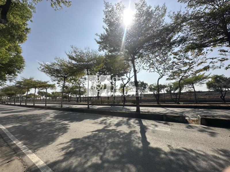 霧峰大里橋旁正環河路40米路增值節稅農地房屋室內格局與周邊環境