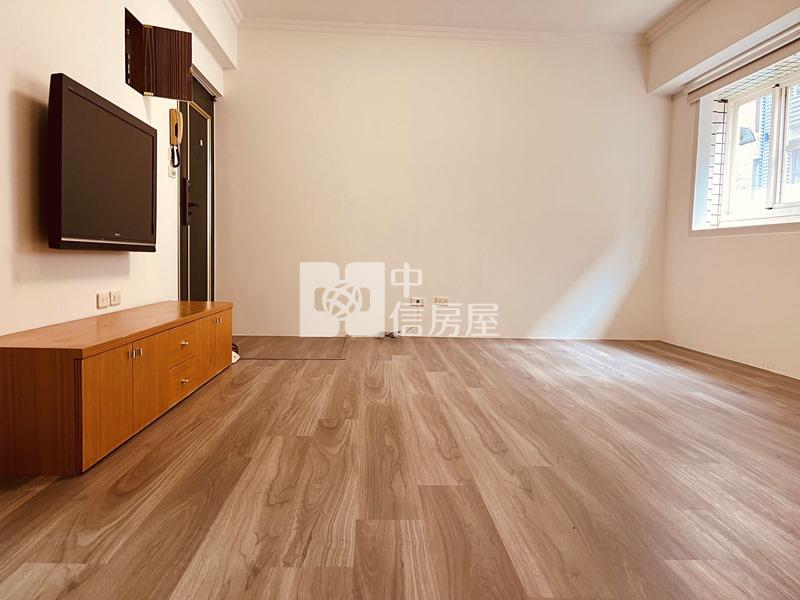 文心森林捷運站2房平車房屋室內格局與周邊環境