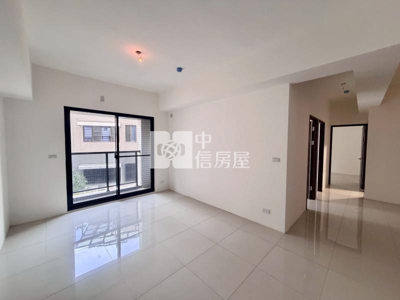 鴻邑璞樹謙里三房平車房屋室內格局與周邊環境