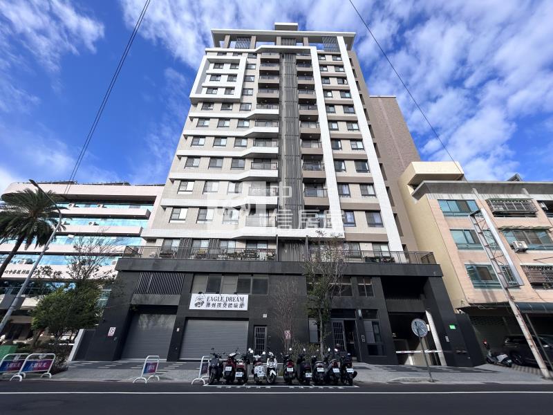 大里一期大耀星光｜中高樓層三房平車房屋室內格局與周邊環境