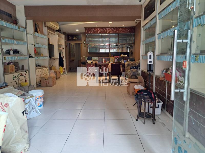 復華商圈朝南邊間店住房屋室內格局與周邊環境