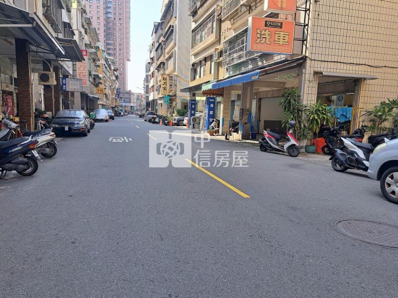 三多商圈近捷運健身三房寓房屋室內格局與周邊環境