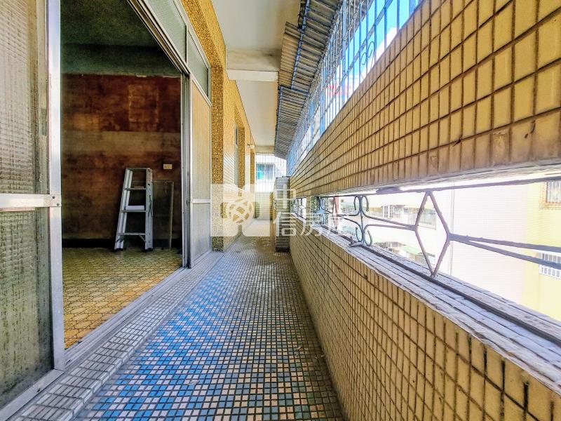 三多商圈近捷運健身三房寓房屋室內格局與周邊環境