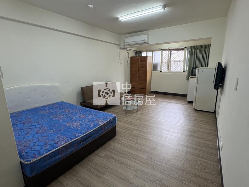 英士公園旁稀有低總價美套房房屋室內格局與周邊環境