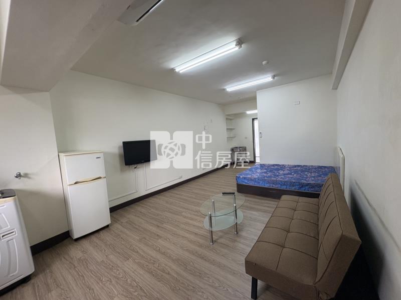 英士公園旁稀有低總價美套房房屋室內格局與周邊環境