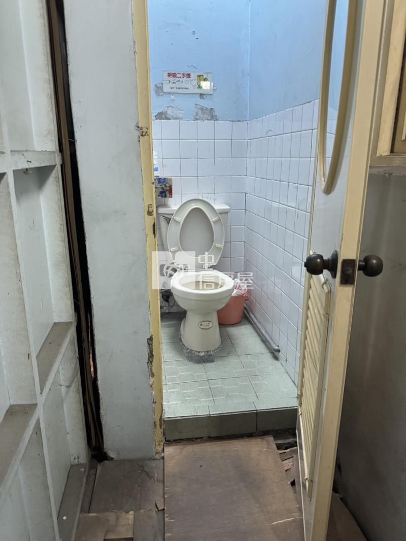 屏東火車站三角窗店面房屋室內格局與周邊環境