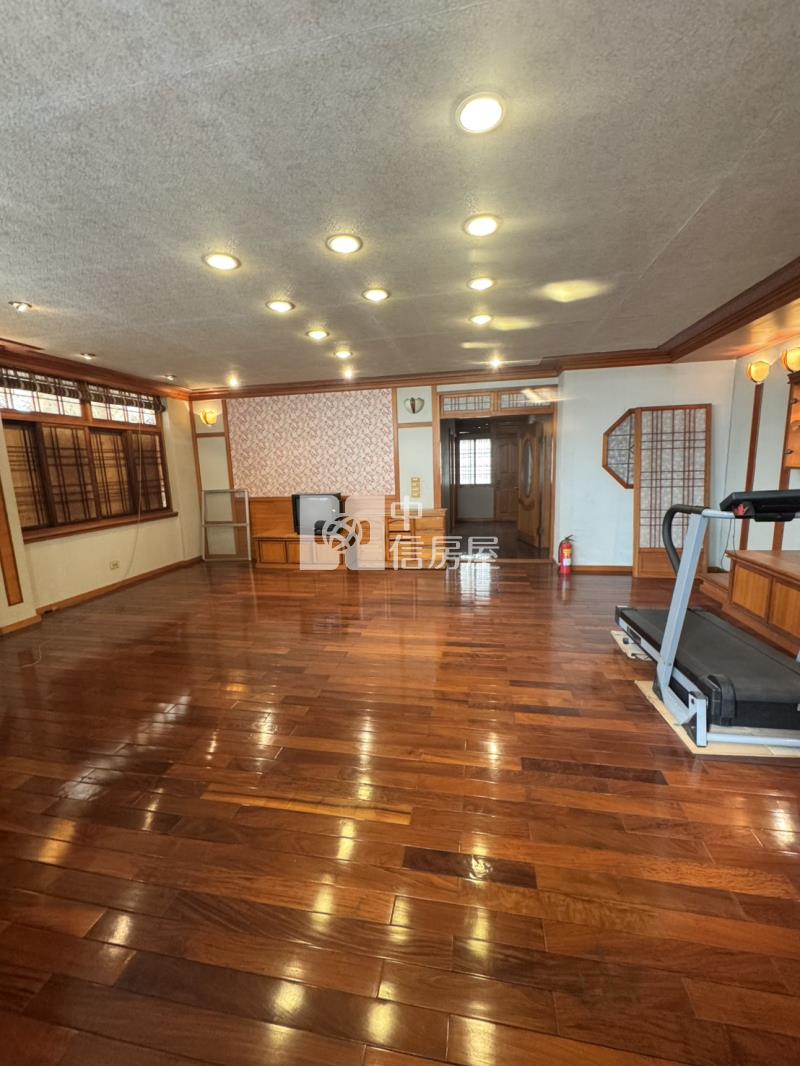 屏東火車站三角窗店面房屋室內格局與周邊環境