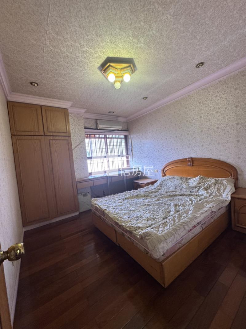 屏東火車站三角窗店面房屋室內格局與周邊環境