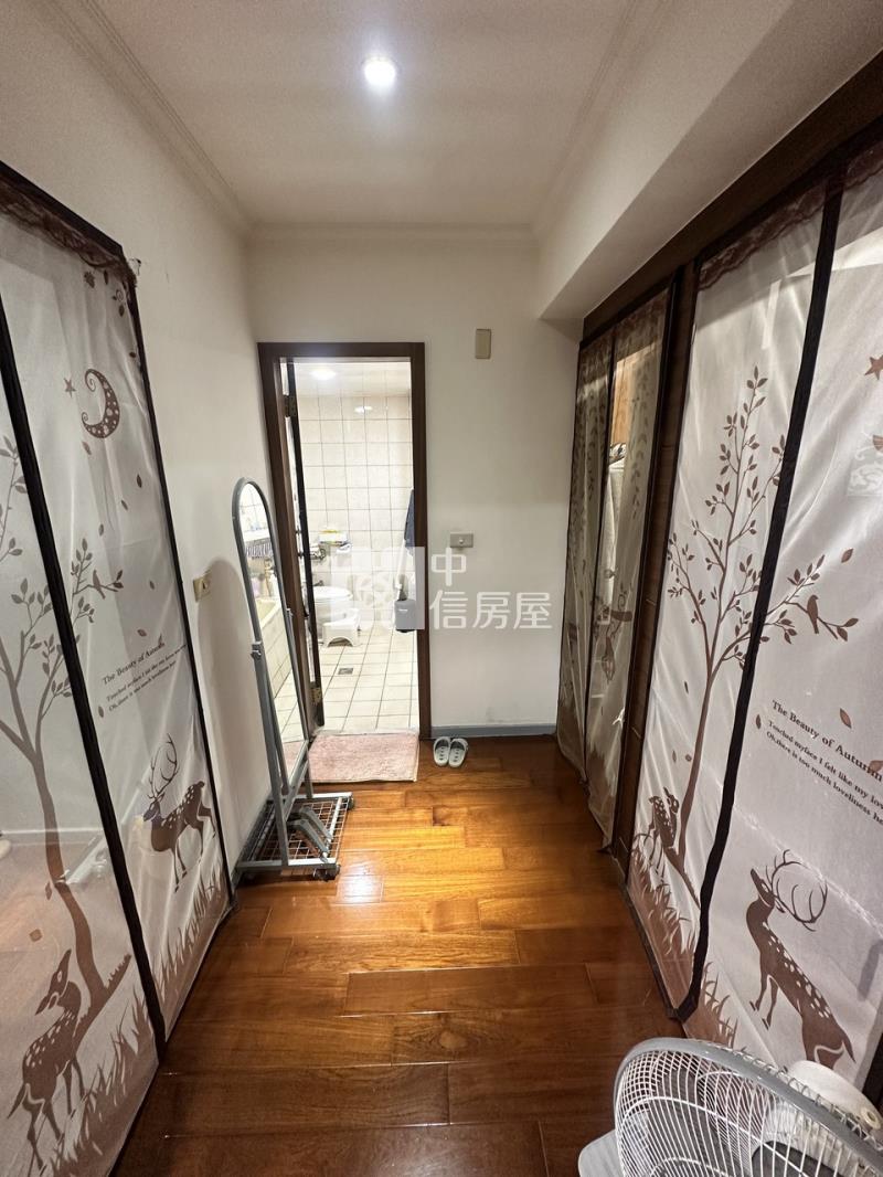 A21站電梯美大3房房屋室內格局與周邊環境