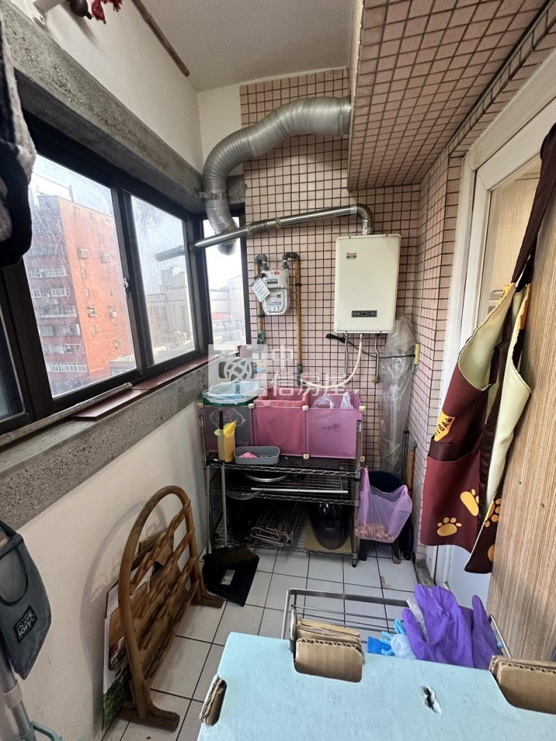 A21站電梯美大3房房屋室內格局與周邊環境