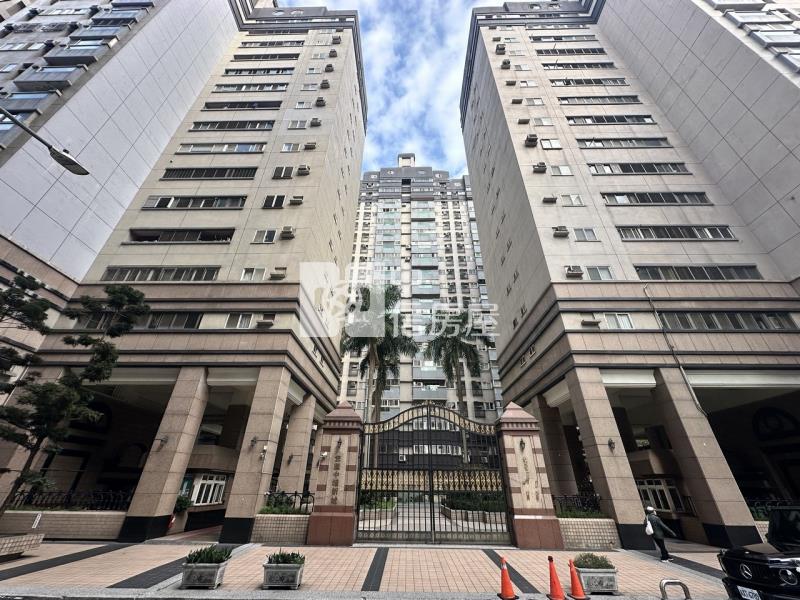 A21站電梯美大3房房屋室內格局與周邊環境