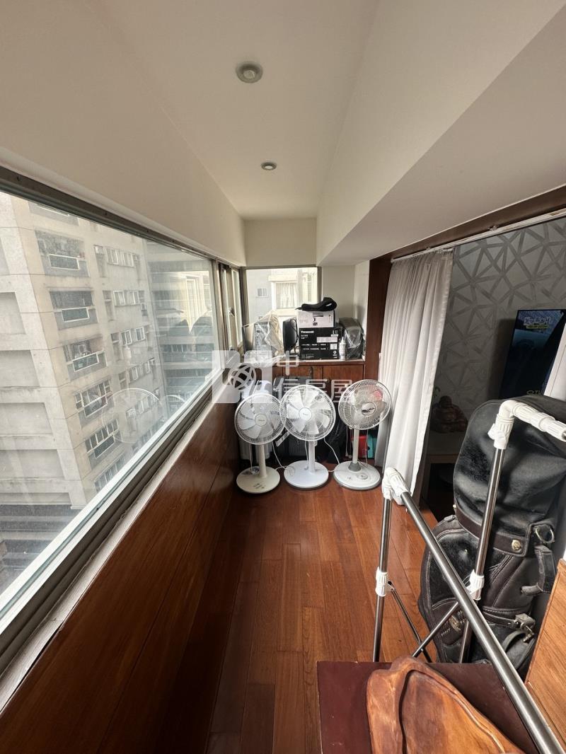 A21站電梯美大3房房屋室內格局與周邊環境