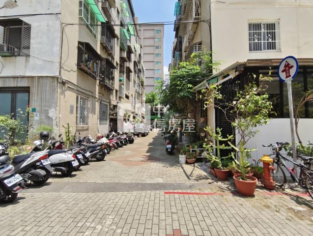 近成大收租三套房房屋室內格局與周邊環境