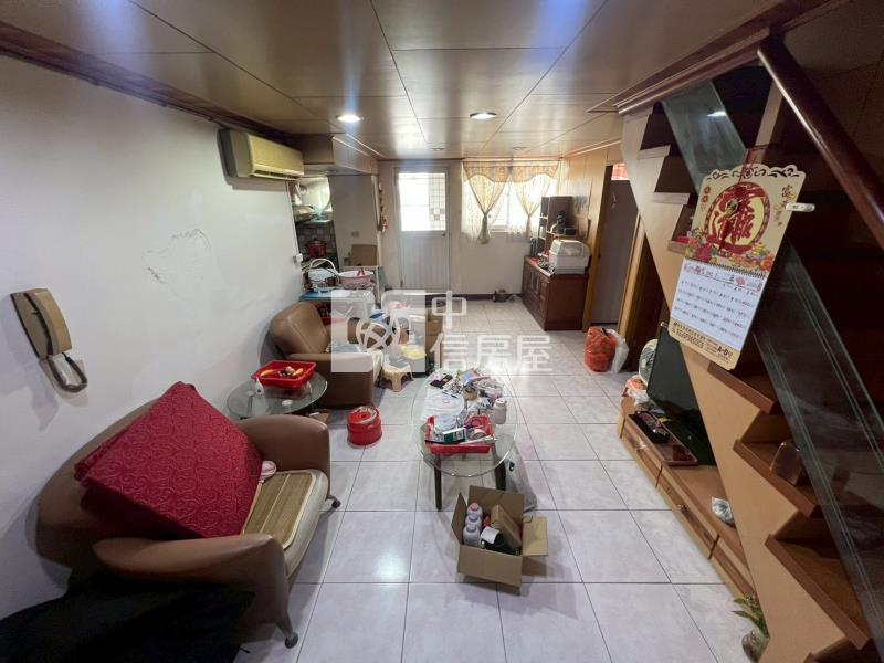 榴邨低總價5房公寓房屋室內格局與周邊環境