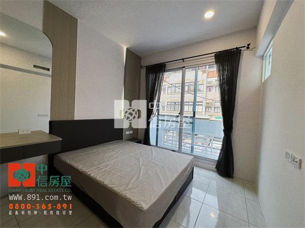 金世界忠義街車庫別墅房屋室內格局與周邊環境