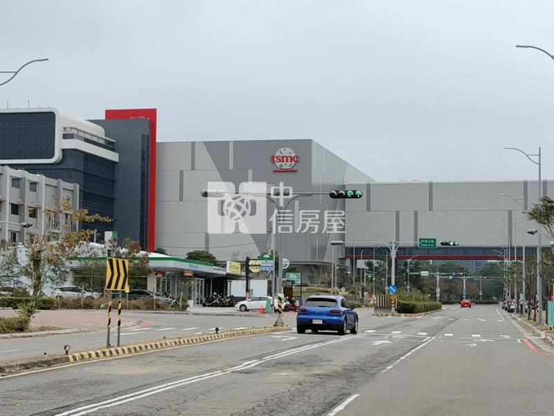 竹南台積店11年透天房屋室內格局與周邊環境