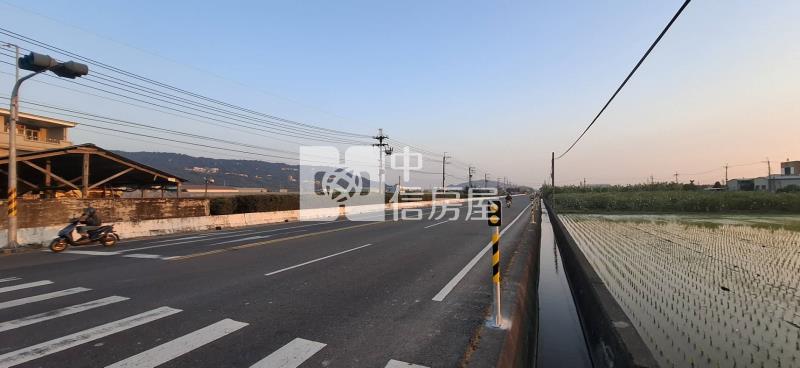 阿蓮中山路上角窗農地房屋室內格局與周邊環境