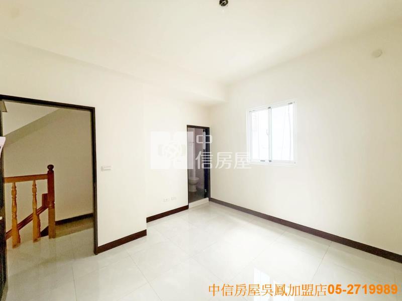 皇品飯店全新完工車庫別墅(1)房屋室內格局與周邊環境