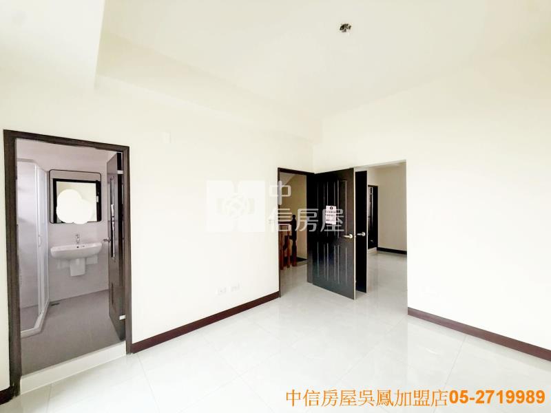 皇品飯店全新完工車庫別墅(1)房屋室內格局與周邊環境