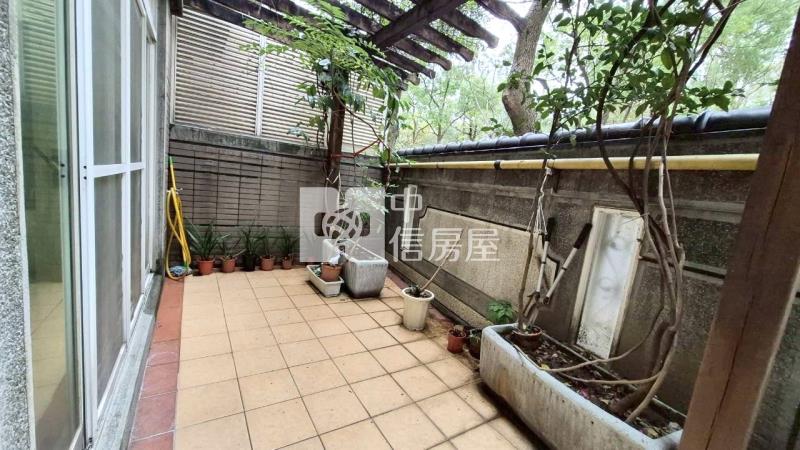 【奔馳】宜誠金品豪華双車別墅房屋室內格局與周邊環境