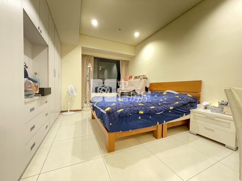 【奔馳】香榭尊邸面河景觀4房車房屋室內格局與周邊環境