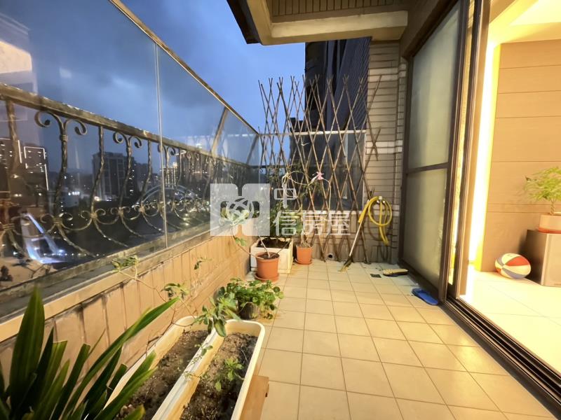 【奔馳】香榭尊邸面河景觀4房車房屋室內格局與周邊環境