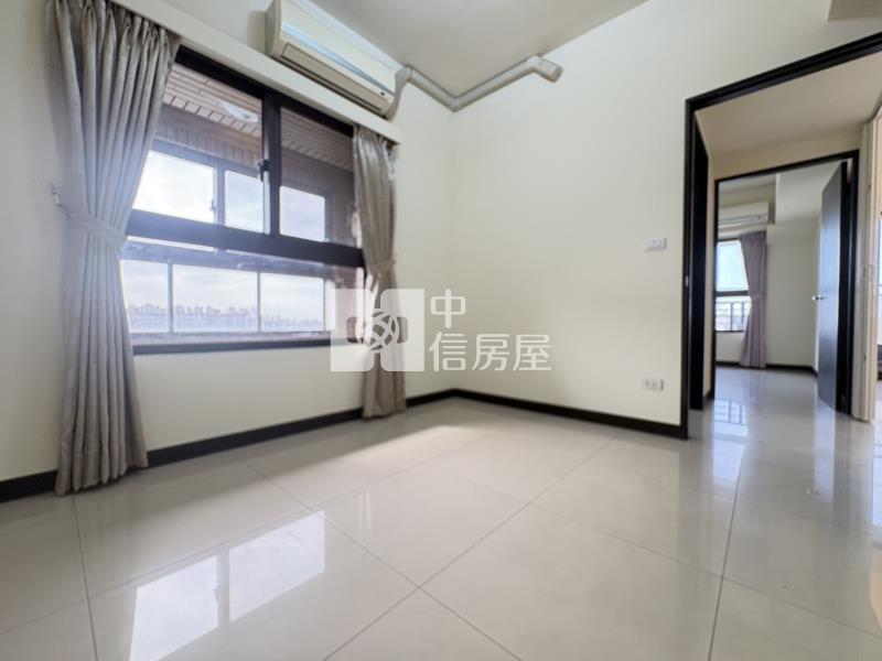 佳泰捷郡兩房車位房屋室內格局與周邊環境