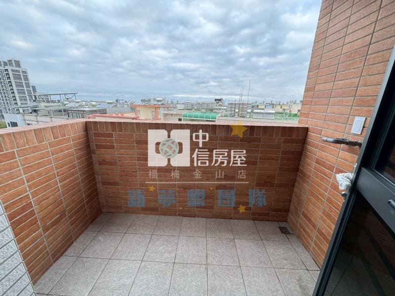 【新夢想】全新綻3景觀兩房車房屋室內格局與周邊環境