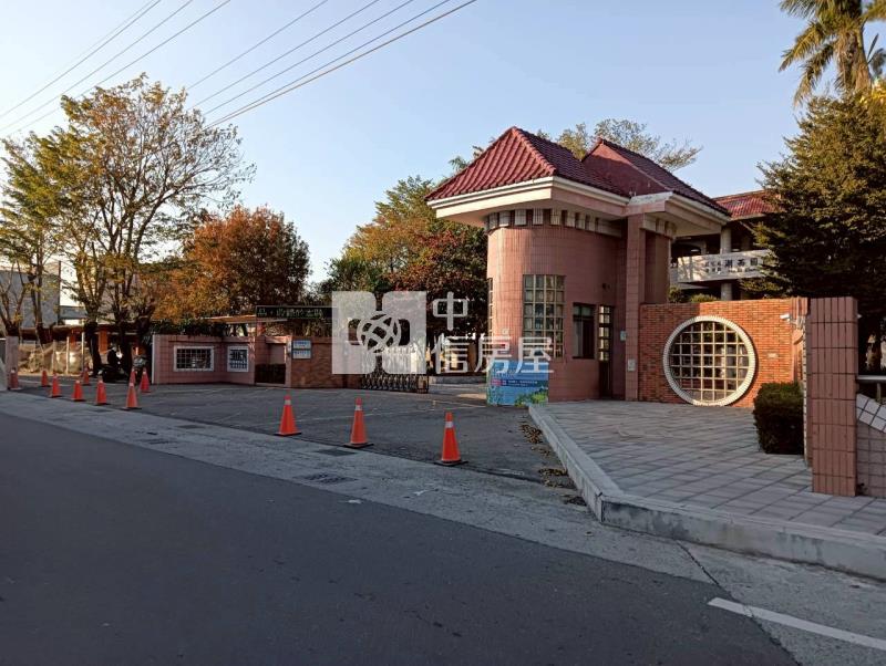 溪湖湖西國小全新美墅A房屋室內格局與周邊環境