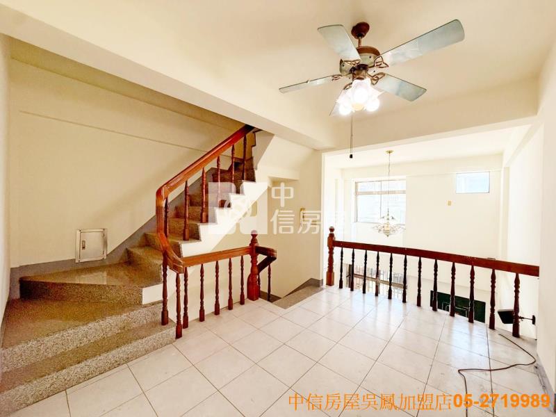 皇品酒店11米路挑高4房店墅房屋室內格局與周邊環境