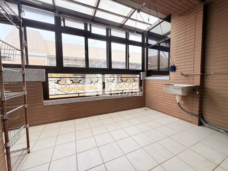 【安家】萬能海川蘊電梯別墅停4部車房屋室內格局與周邊環境