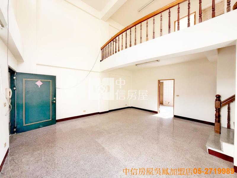 皇品酒店旁邊間大地坪車庫別墅房屋室內格局與周邊環境