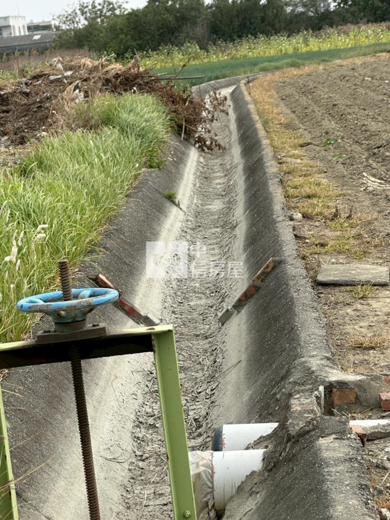 南興國小旁都計美農地(專)房屋室內格局與周邊環境