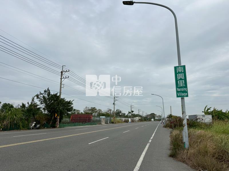 南興國小旁都計美農地(專)房屋室內格局與周邊環境