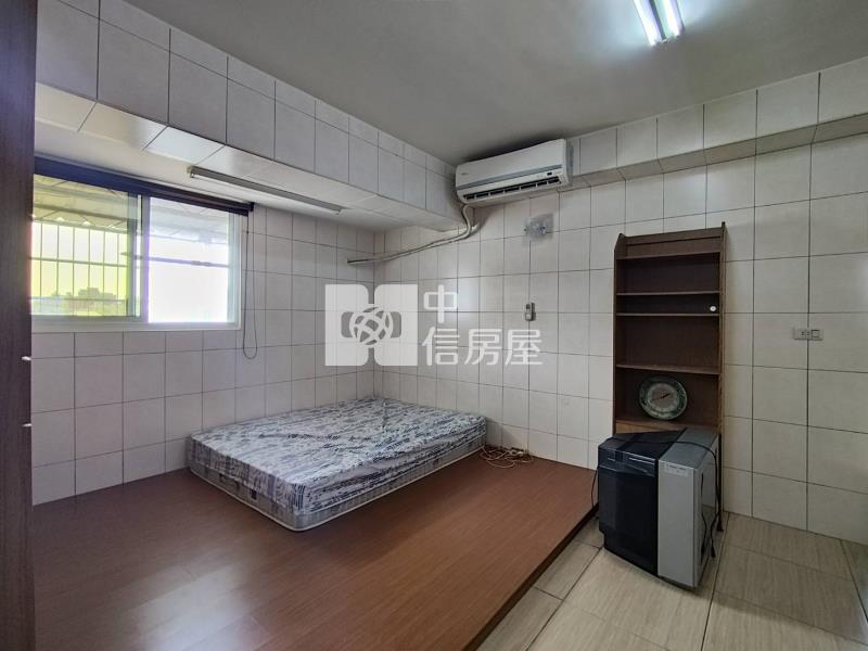 赤崁樓成功國小旁電梯套房房屋室內格局與周邊環境