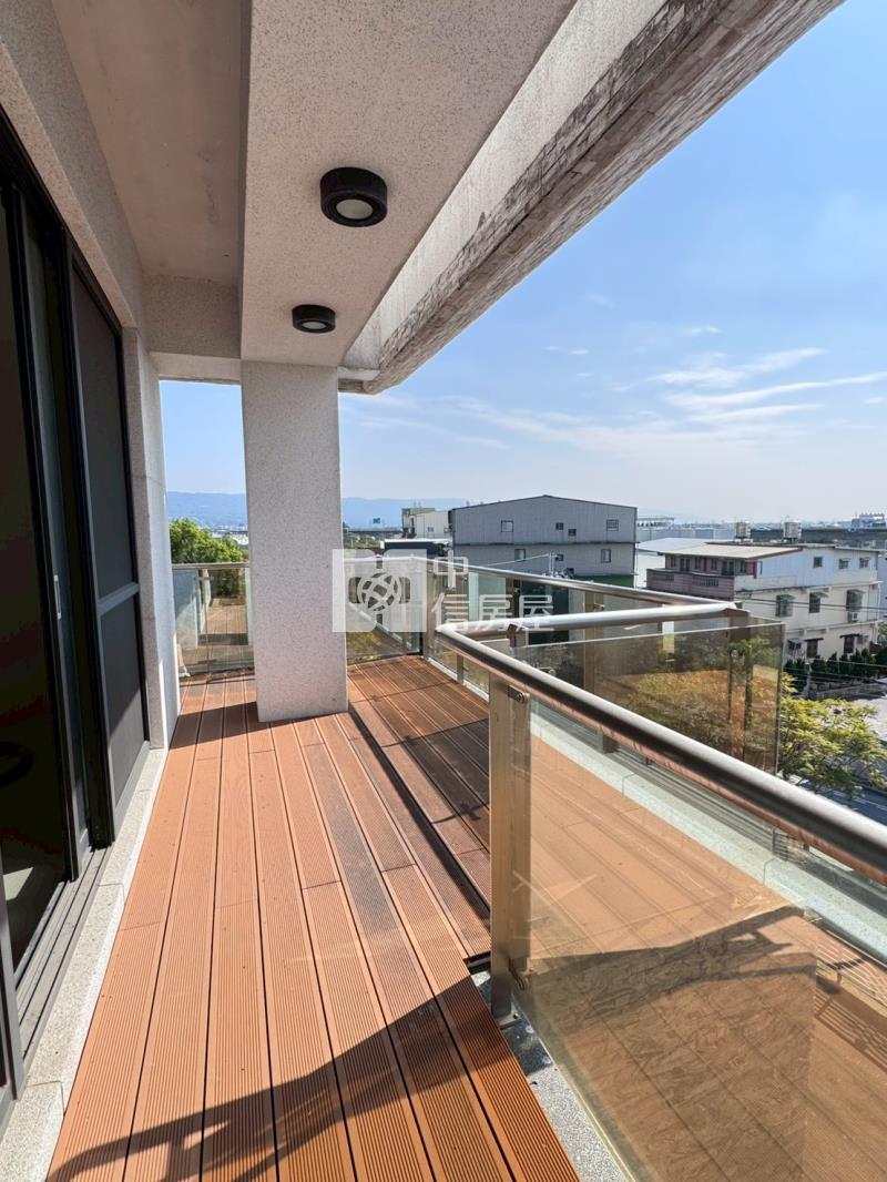 彰南運動中心旁臨路大地坪獨棟電梯豪墅房屋室內格局與周邊環境