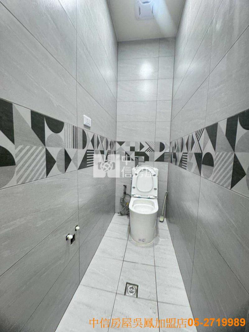 港坪公園車位美樓店房屋室內格局與周邊環境