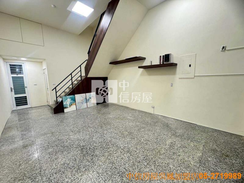 港坪公園車位美樓店房屋室內格局與周邊環境