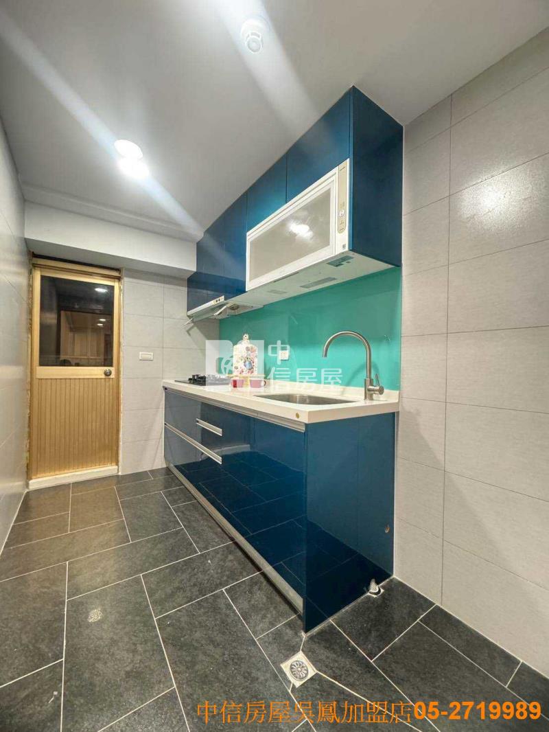 港坪公園車位美樓店房屋室內格局與周邊環境