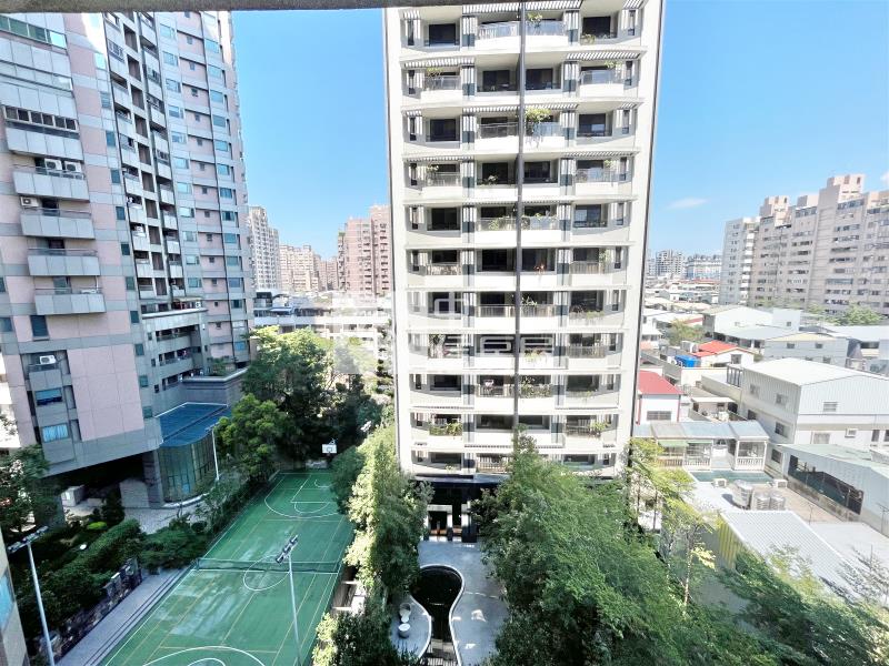 國聚知青大兩房平車稀有釋出房屋室內格局與周邊環境