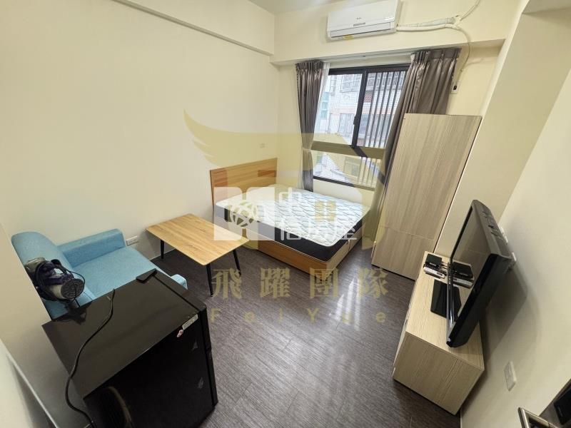 中壢後站 健行科大 精美電梯三套房｜有陽台房屋室內格局與周邊環境