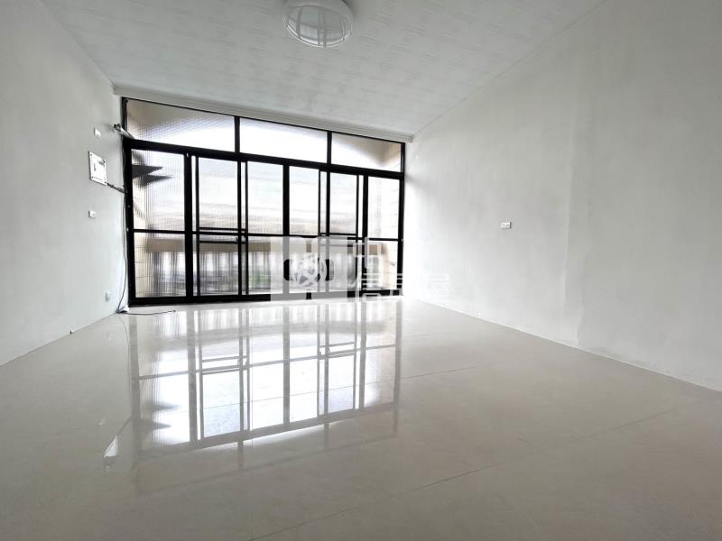 大甲順天國小旁優質新美透天房屋室內格局與周邊環境