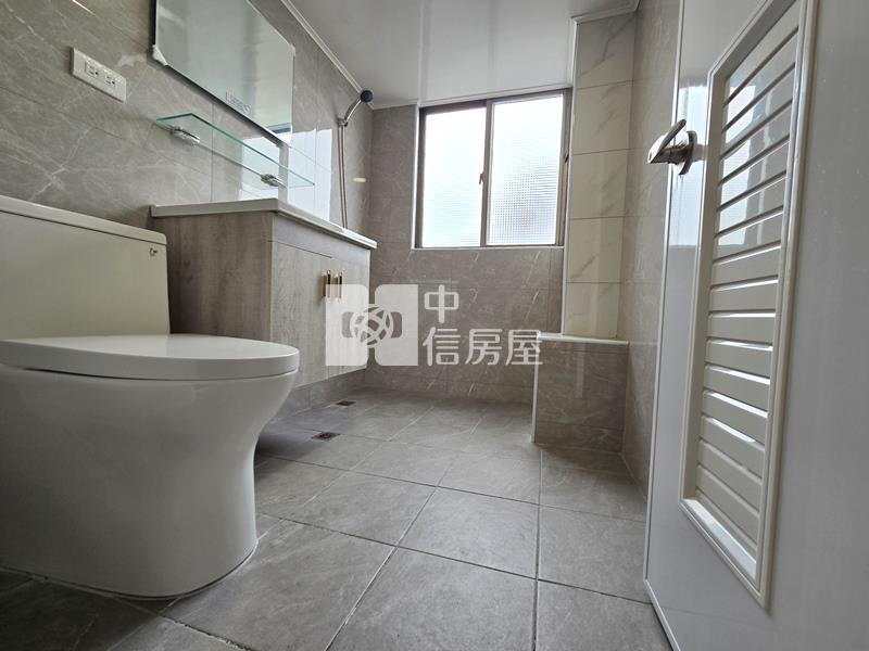 新平國小三房+車位I房屋室內格局與周邊環境