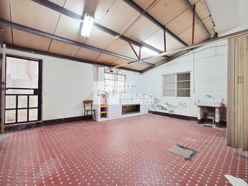 太原車站大面寬透天房屋室內格局與周邊環境