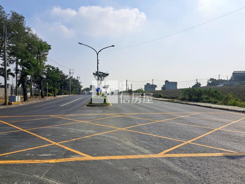 鳥松近捷運黃線Y1站都內農地A房屋室內格局與周邊環境