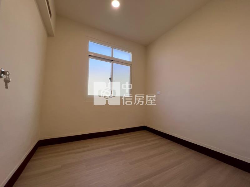 大里大明路旁美寓房屋室內格局與周邊環境