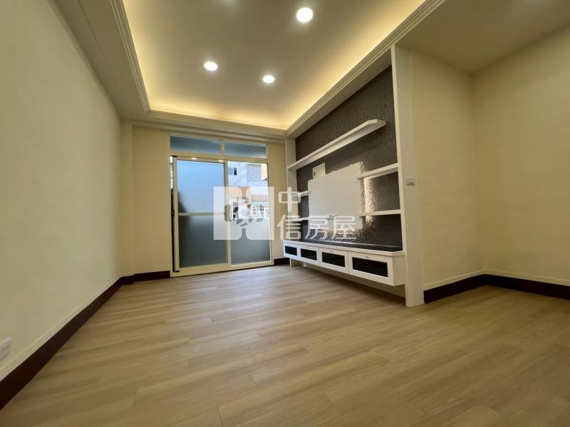 大里大明路旁美寓房屋室內格局與周邊環境