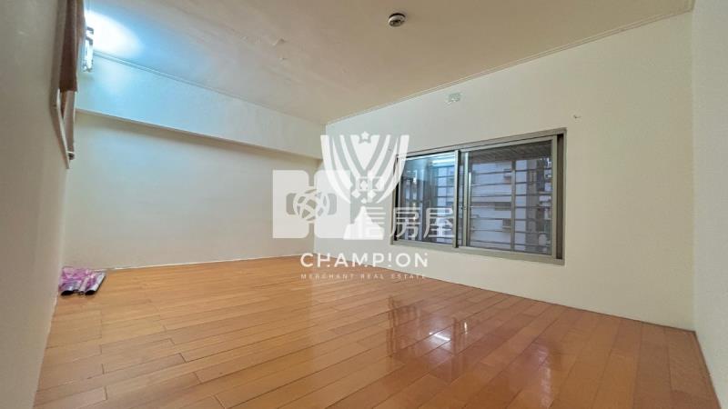 【冠軍】喜市前區三房雙衛房屋室內格局與周邊環境