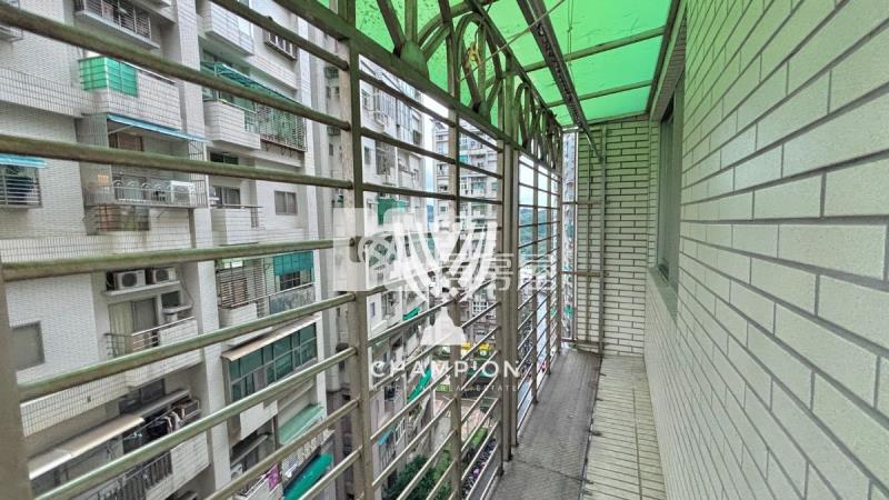 【冠軍】喜市前區三房雙衛房屋室內格局與周邊環境